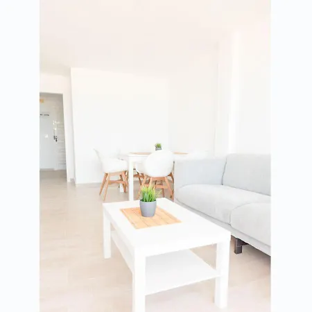 Appartamento Zeezicht Aan Het Strand, 2 Slaapkamers, Airco
